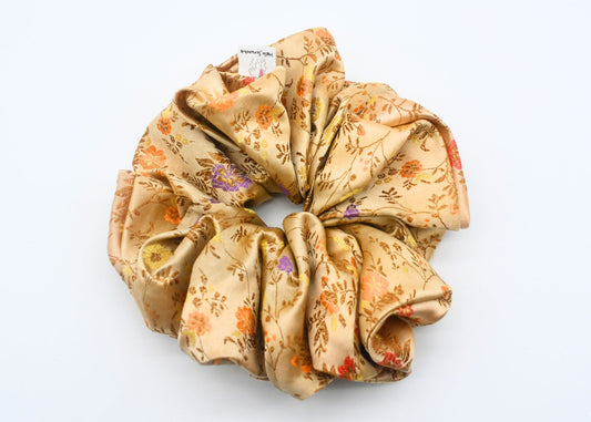 "Dreaming Back To The Qing Dynasty" Inspired Scrunchie